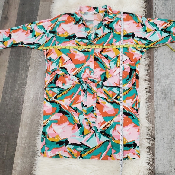 Bar 111 printed  stretch sleeve  ties around the waist dress - Picture 11 of 11